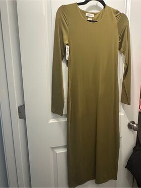 Aritzia Olive Green Long Sleeve Midi Dress